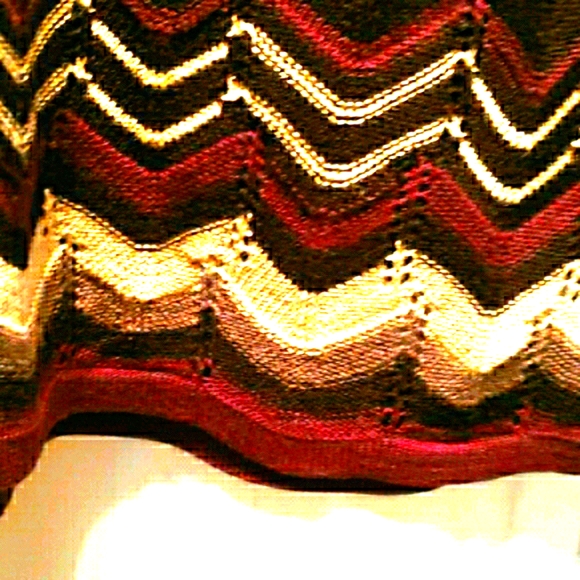 BCBGMAXAZRIA ZIGZAG CROCHET SWEATER DRESS SZ XS - Picture 6 of 6